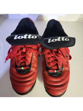 Indoir Soccer Shoes Flex Sole Mens US 9 EU 42 Red Punta Flex Lotto